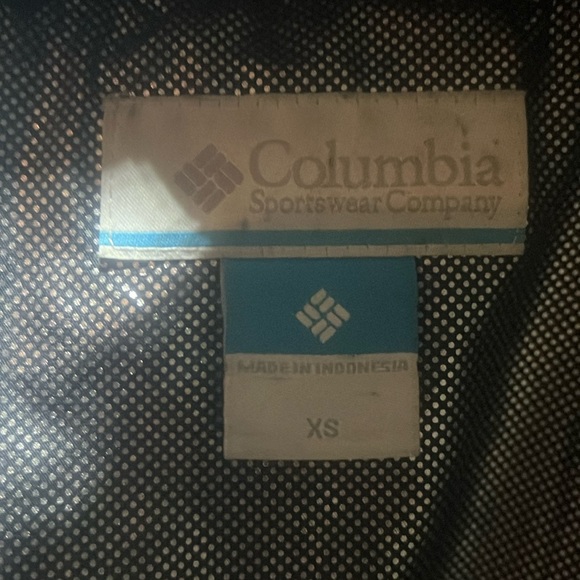 Columbia xs coat in like new condition - Picture 1 of 3
